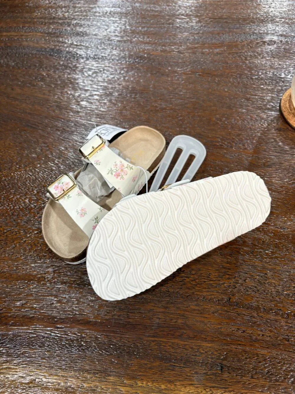 The Children's Place White Floral Slide Sandals Girl's Shoes  sz 12 NWT NEW